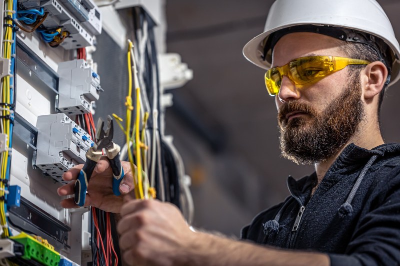 Top Features For HVAC Software For Small Businesses