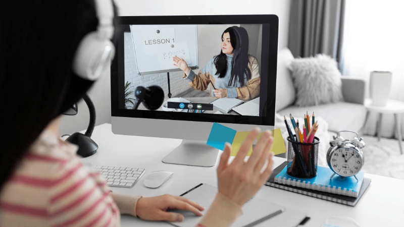 Top 8 powerful English speaking course online in 2022