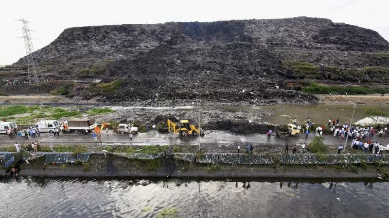 delhi open waste dumps