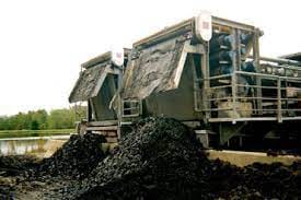 The Evolution of Sludge Dewatering: Belt Filter Press vs. Decanter Centrifuge