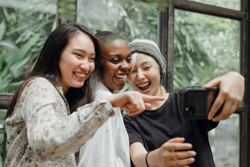 How to promote Self-Service Demos via Social Media ChannelsMedia Channels
