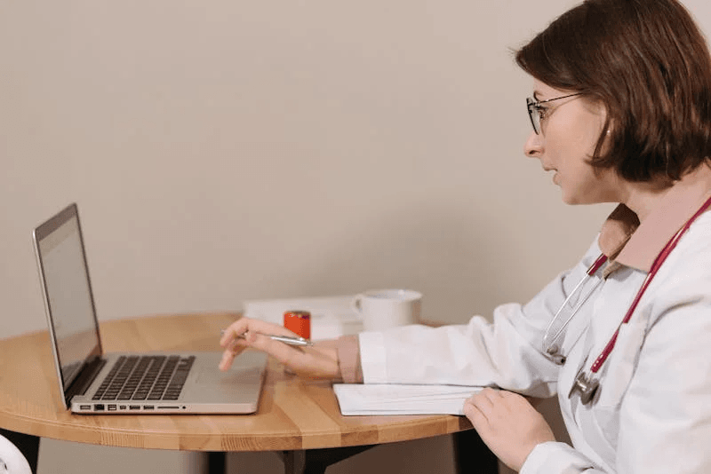 How can Elephas help Healthcare Professionals