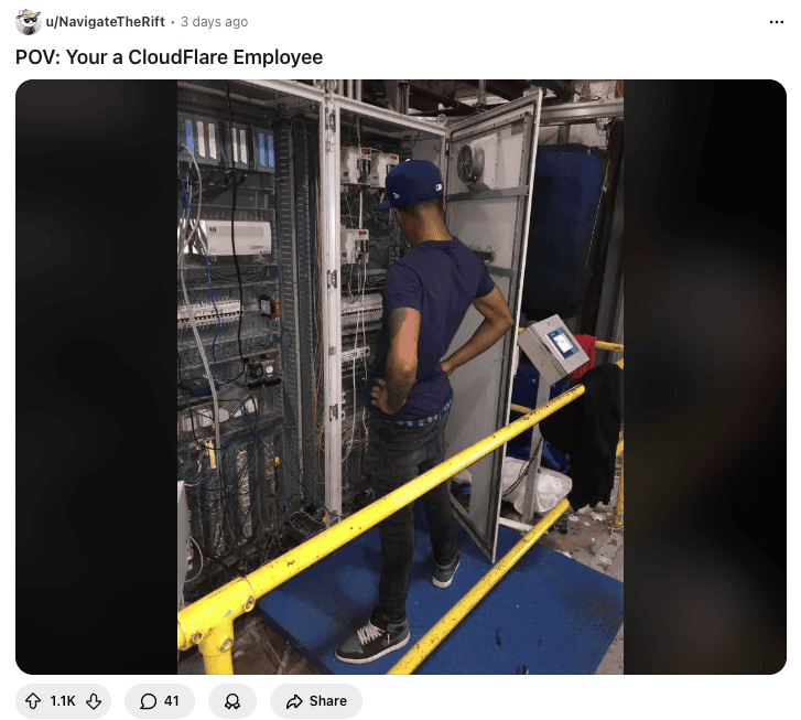 Reddit and Bluesky User Reactions to Cloudflare Down