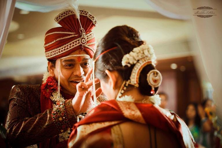 Free Images - SnappyGoat.com- bestof:marriage love happy happiness bride  broom man boy woman person maharashtrian marathi wedding hindu rituals  jewelry tradition girl indian