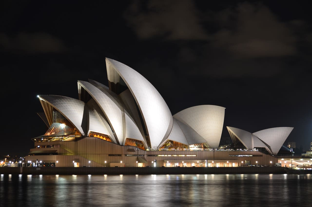 Sydney Getaway with Drive mate: Uncover the Treasures of the Emerald City