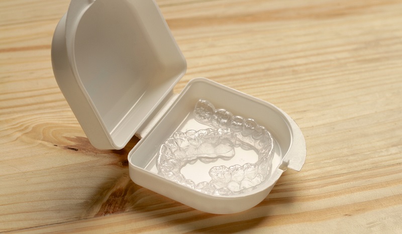 Clear Plastic Retainers: How It Works and How Long They Last?