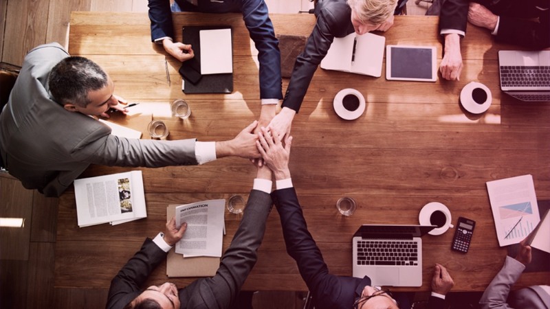 <strong> 5 Easy Steps to Humanize Company Culture</strong>