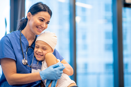Saudi Arabia's Healthcare Sector: Your Gateway to a Fulfilling Career