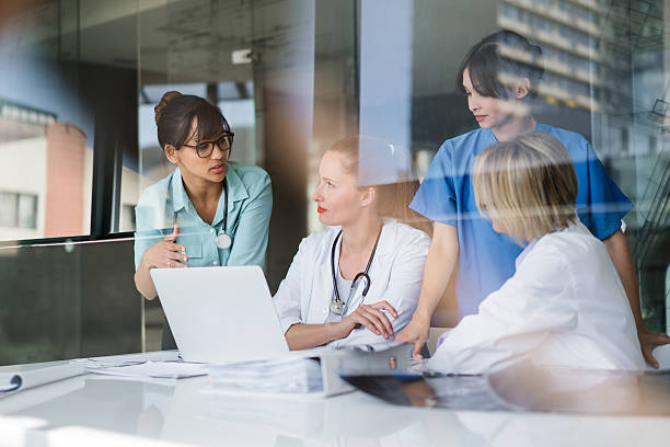 Expert Instructors: The Backbone of the Best OET Training in Dubai