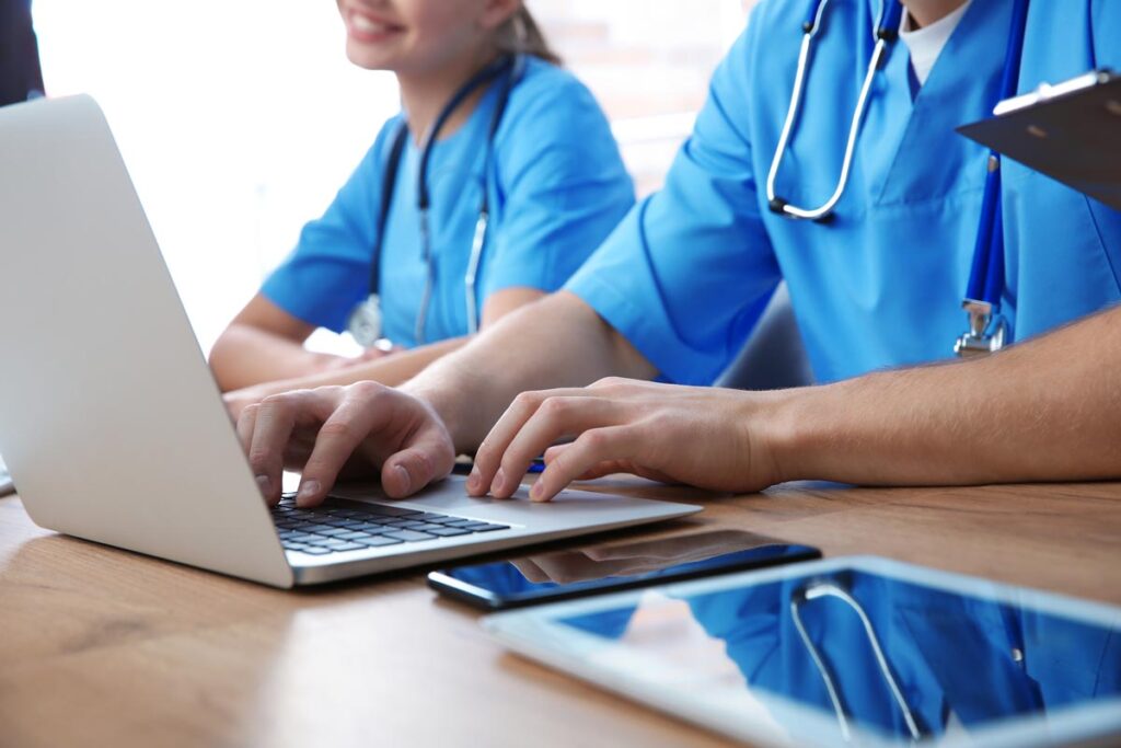 Customized OET Study Plans: Tailoring Your Preparation to Your Needs