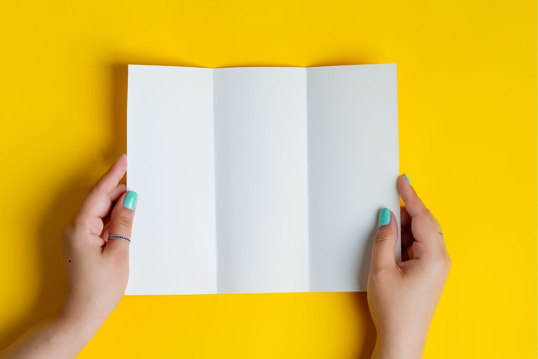 plain trifold brochure 