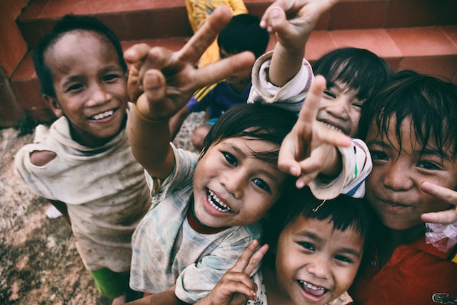 What makes an effective nonprofit business plan for meaningful philanthropy?
