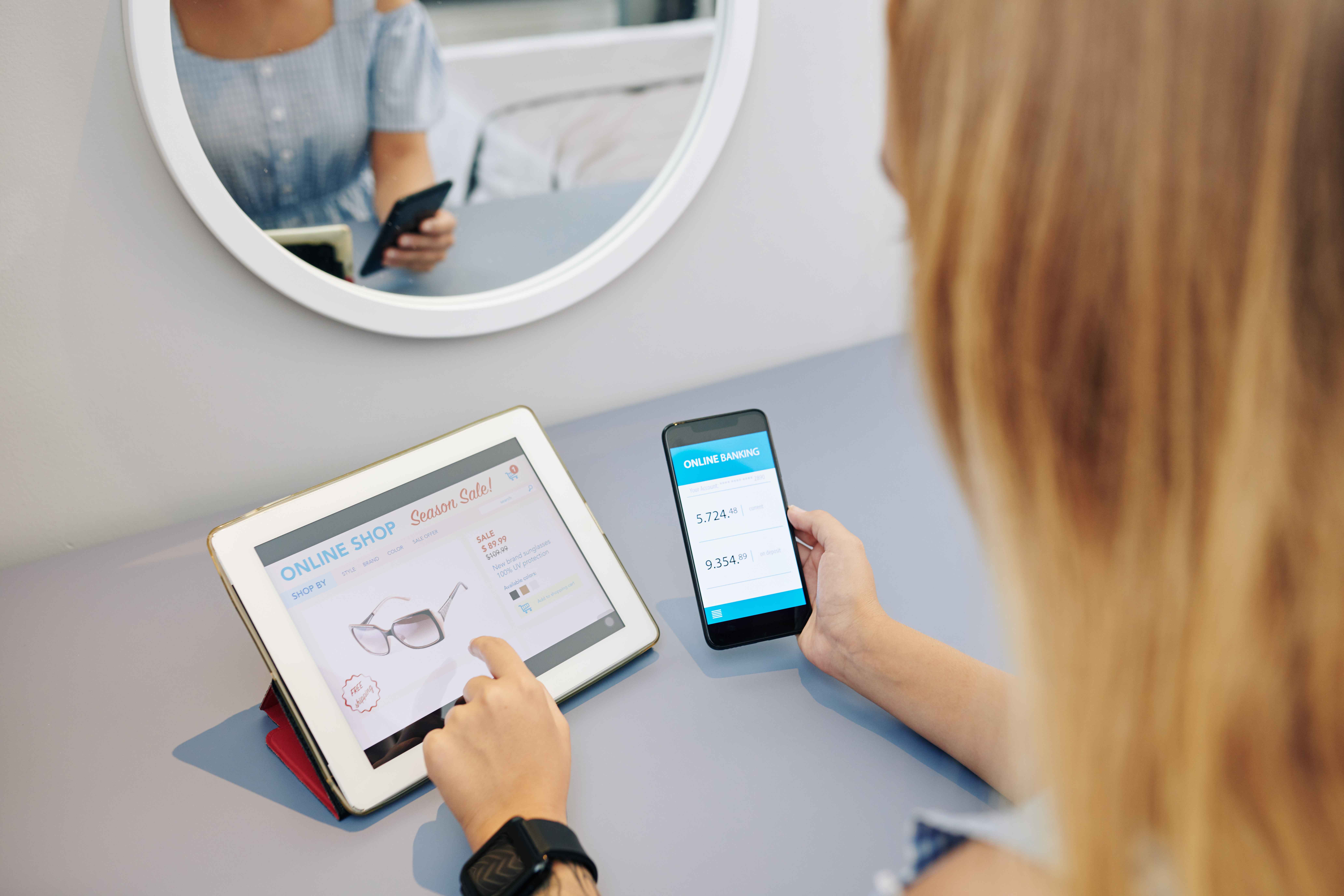 Will AR Tools for E-Commerce Go Mainstream in 2025?
