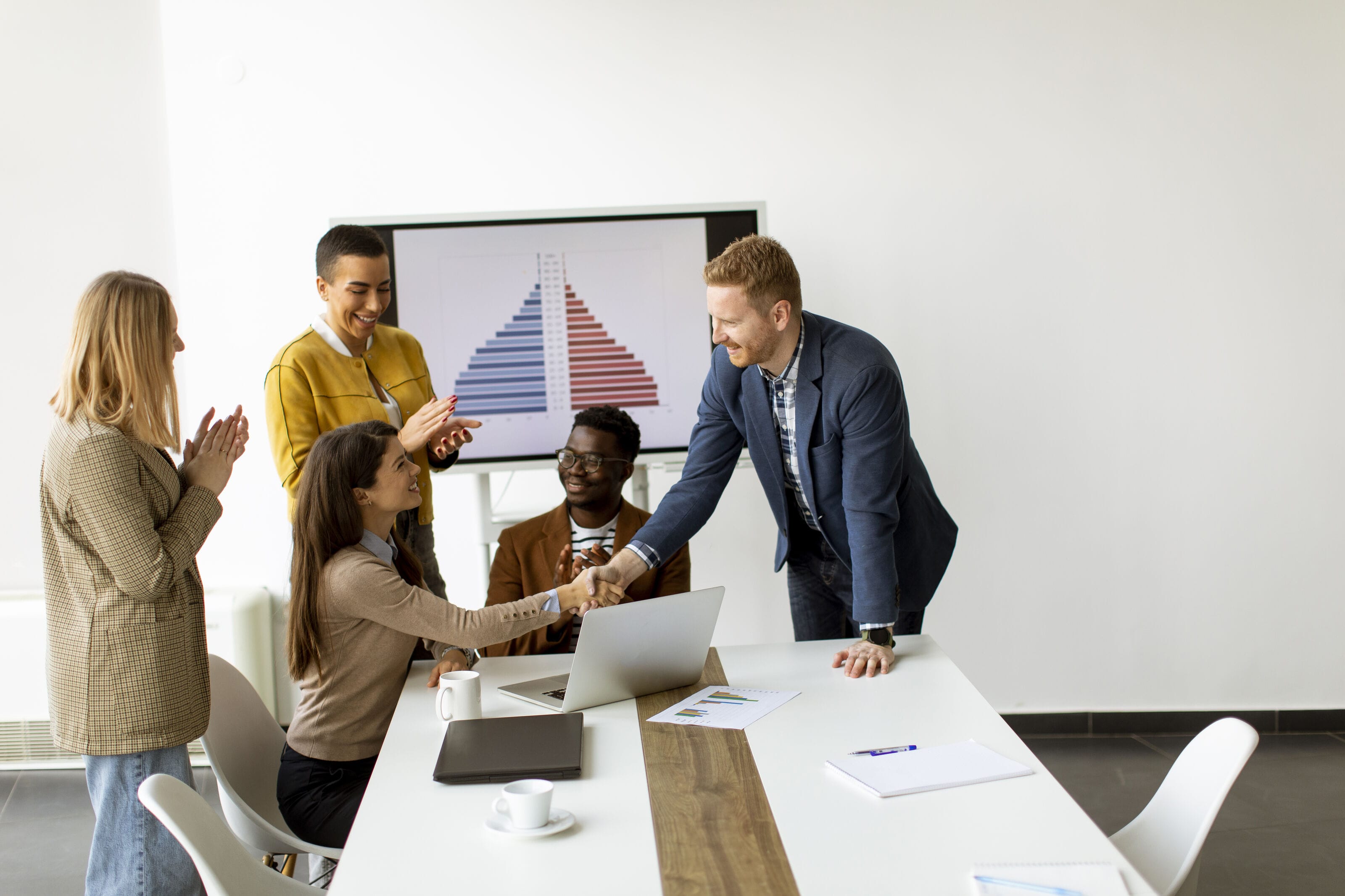 Boost Conversions with Virtual Test Drives Before Purchase: The Power of Mixed Reality
