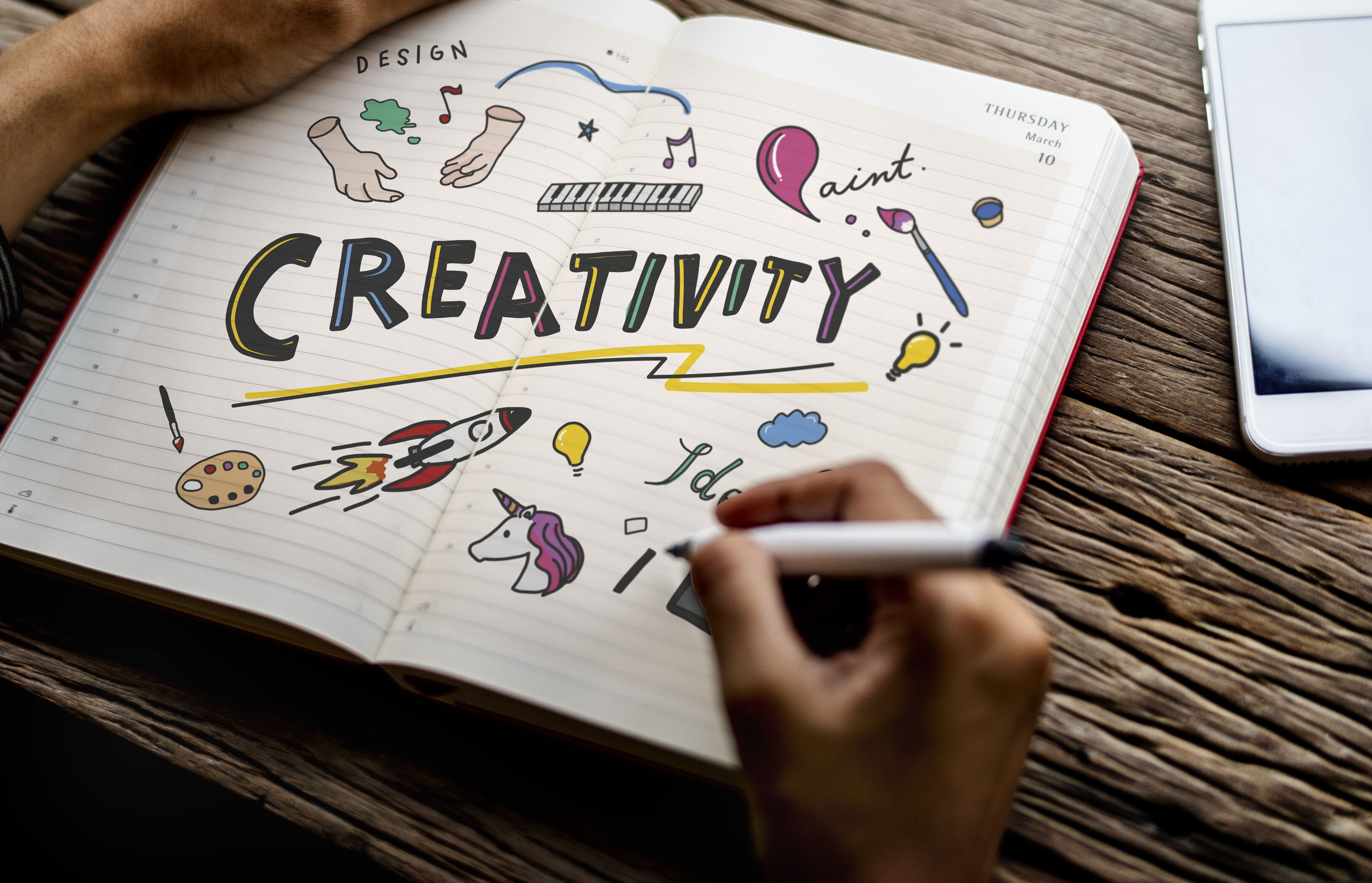 AI and Marketing: Why Human Creativity Still Leads in a Tech-Driven World

