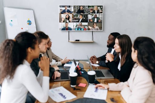 The Impact of Mixed Reality on Remote Collaboration and Communication 

