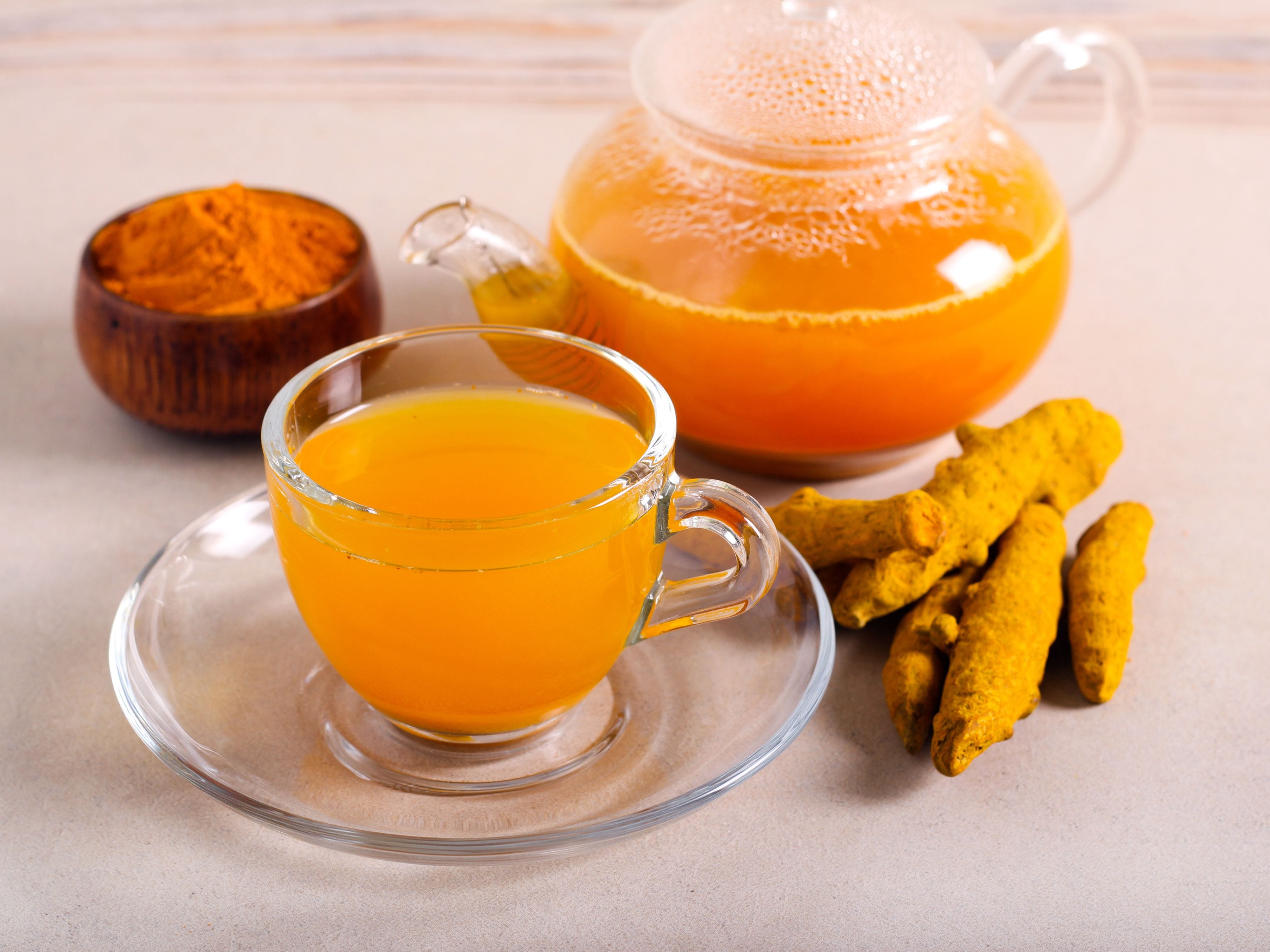 The Role of Antioxidants in Fighting Free Radicals and Boosting Immunity