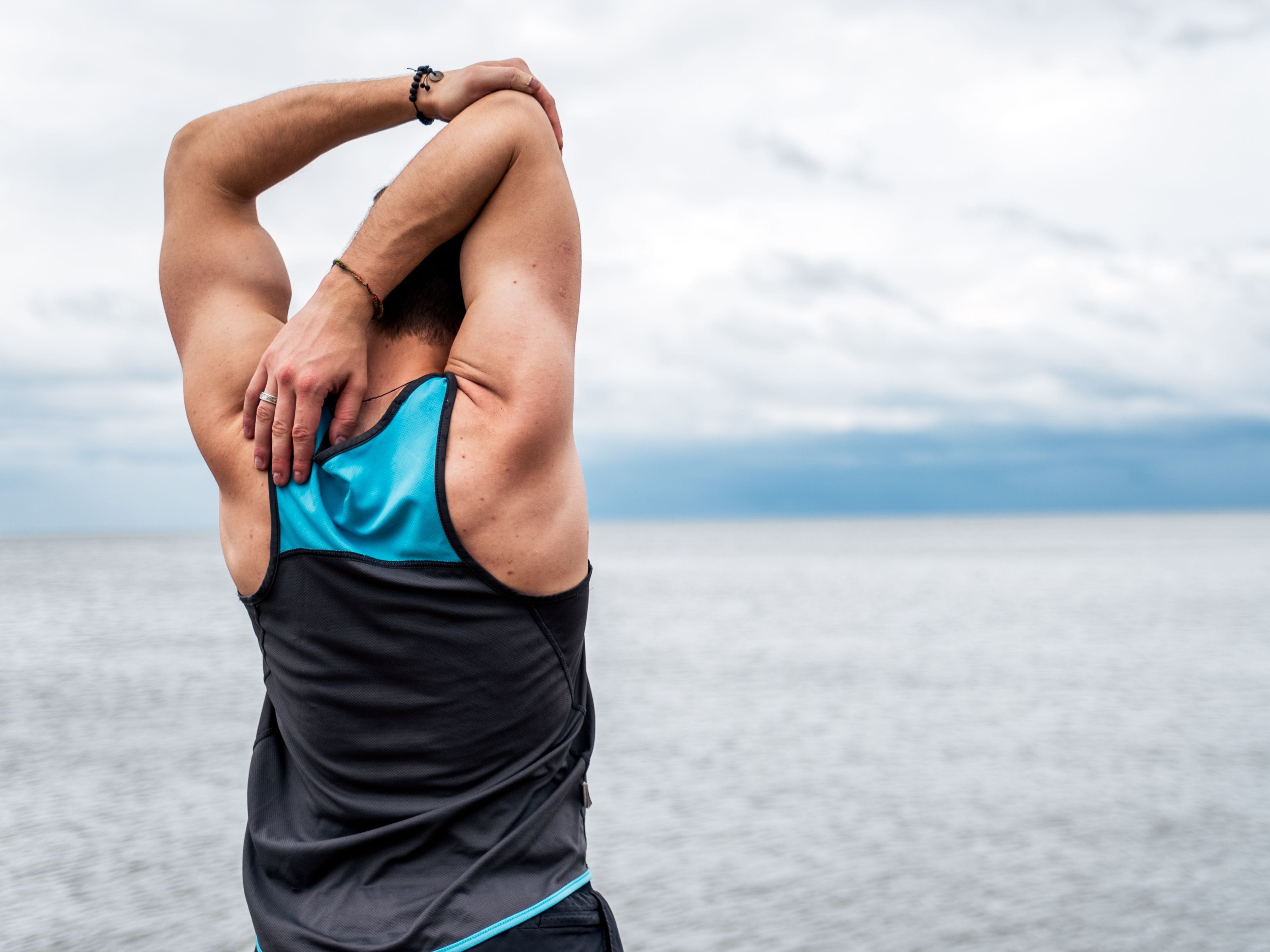 8 Benefits of Stretching Before and After a Workout