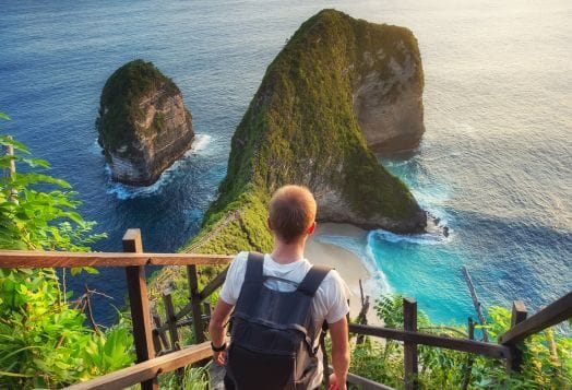 How to Find Hidden Gems in Popular Travel Destinations