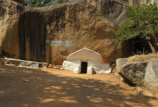 Entrance to Chandravalli Caves, a prehistoric site
