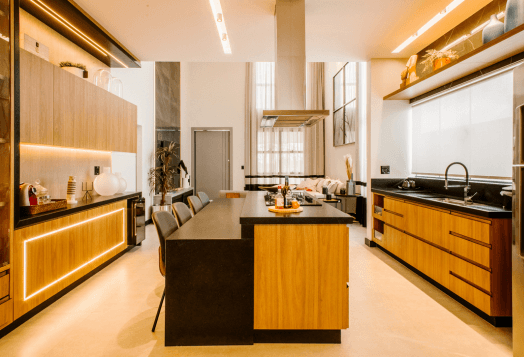 Small Kitchen Designs: Balancing Functionality and Style