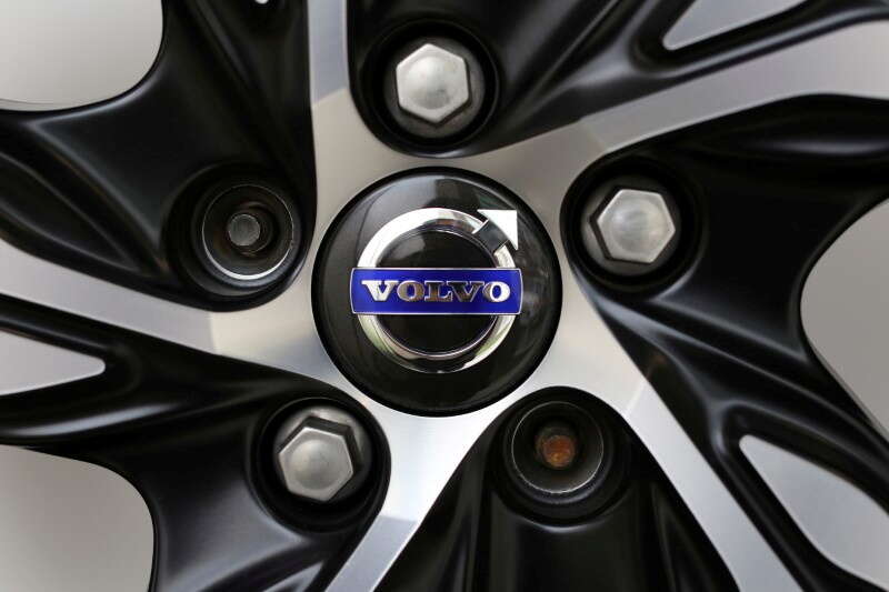Sweden&#8217;s AB Volvo wins its largest electric truck order so far