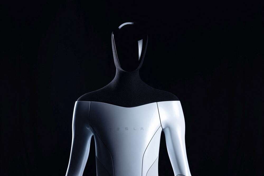 Factbox-The challenges automakers, and now Tesla, face with humanoid robots
