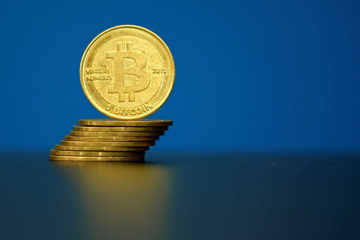How to Invest in Bitcoin for Beginners