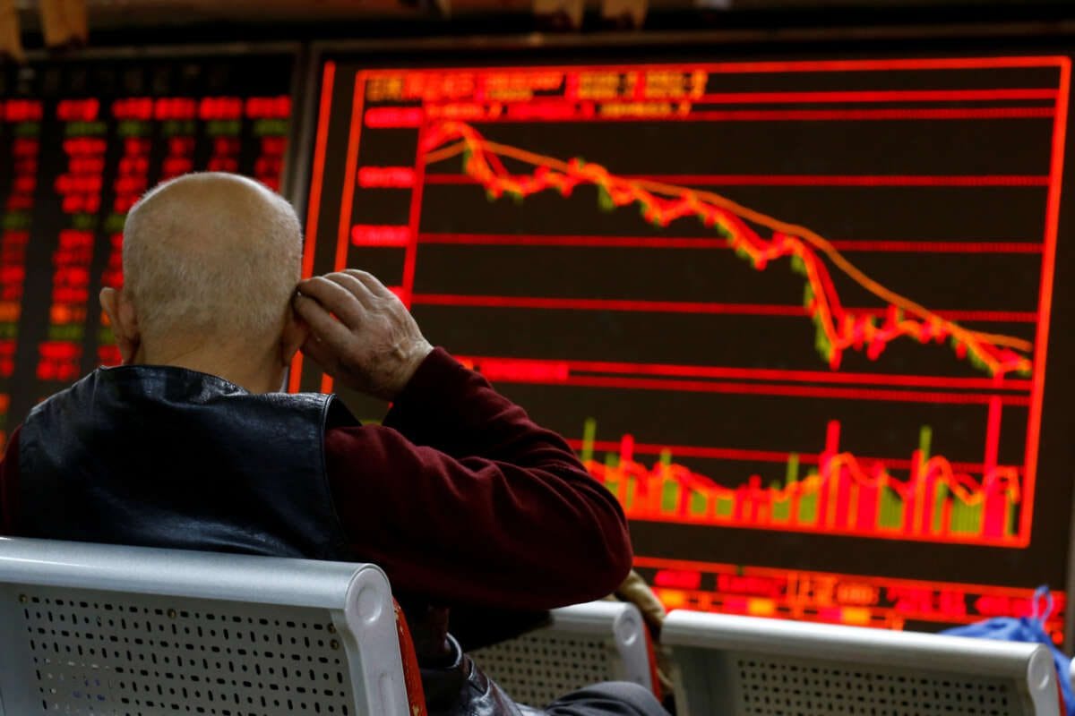 China, equities weigh as EM sees another month of outflows &#8211; IIF