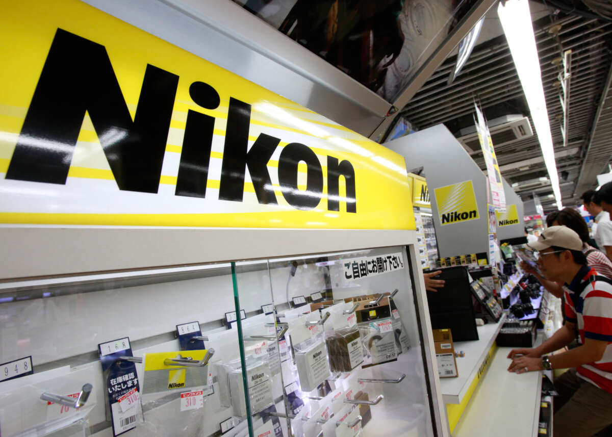 Germany&#8217;s SLM recommends shareholders accept Nikon takeover offer