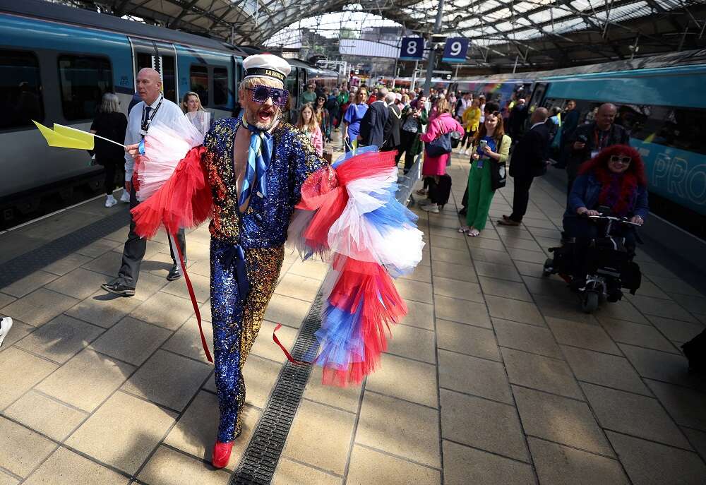Eurovision 2023 opens with acts walking Liverpool&#8217;s &#8216;Turquoise Carpet&#8217;