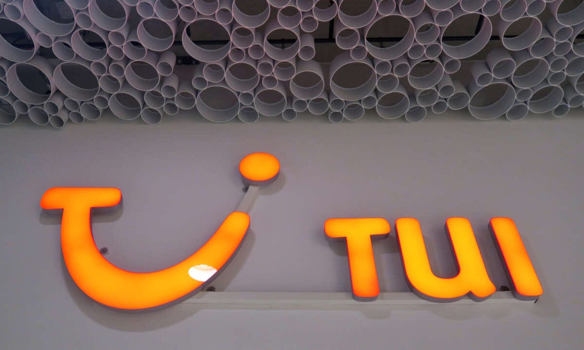 TUI sees summer travel demand &#8216;significantly&#8217; lifting 2023 profit