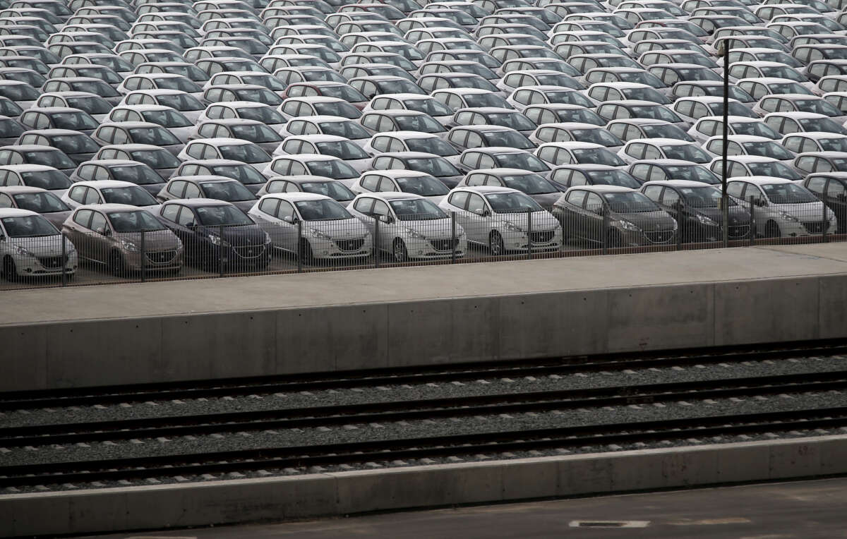 European car sales rise in May &#8211; ACEA