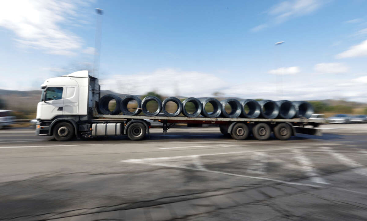 Britain says Celsa Steel has repaid emergency COVID loan, created 300 jobs
