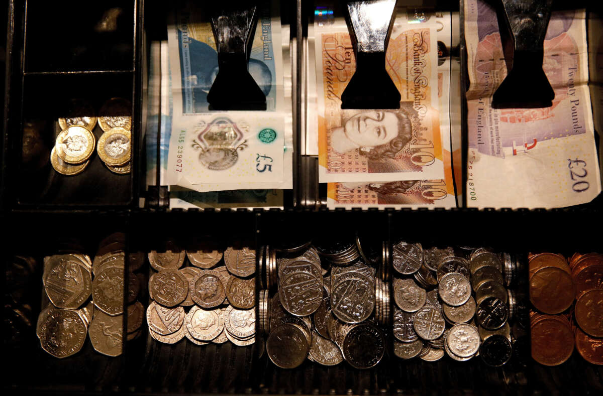 UK banks asked by lawmakers if they&#8217;re &#8216;exploiting&#8217; savers with low rates