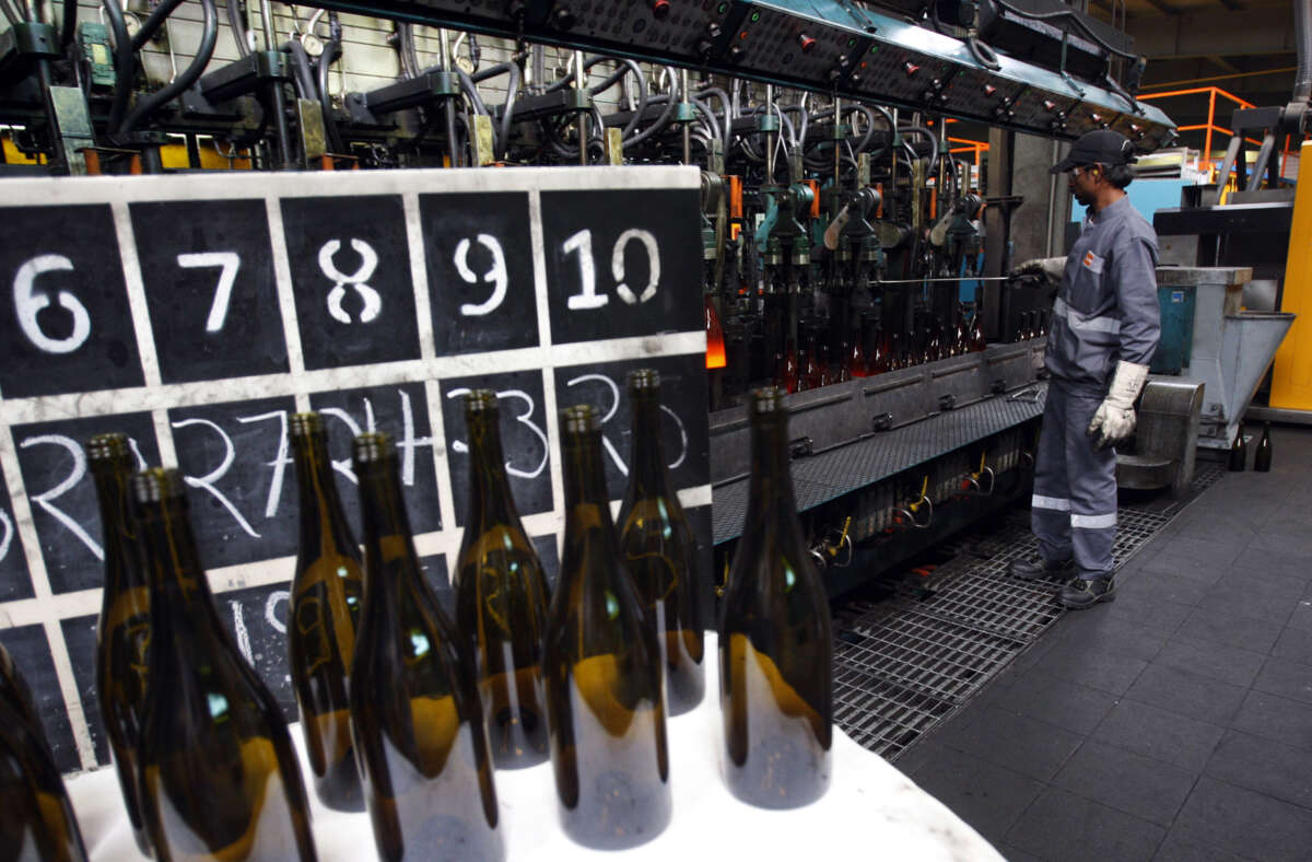 Australia&#8217;s Orora confirms talks to buy French glass bottles maker Saverglass