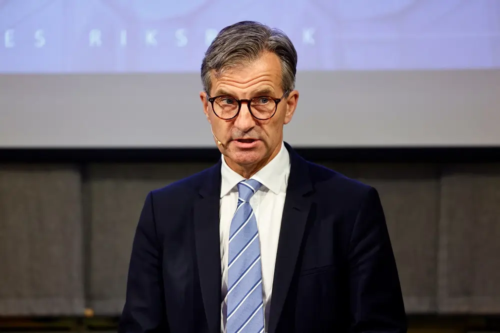 Sweden&#8217;s Riksbank says policy must remain tight, can&#8217;t rule out hike &#8211; minutes