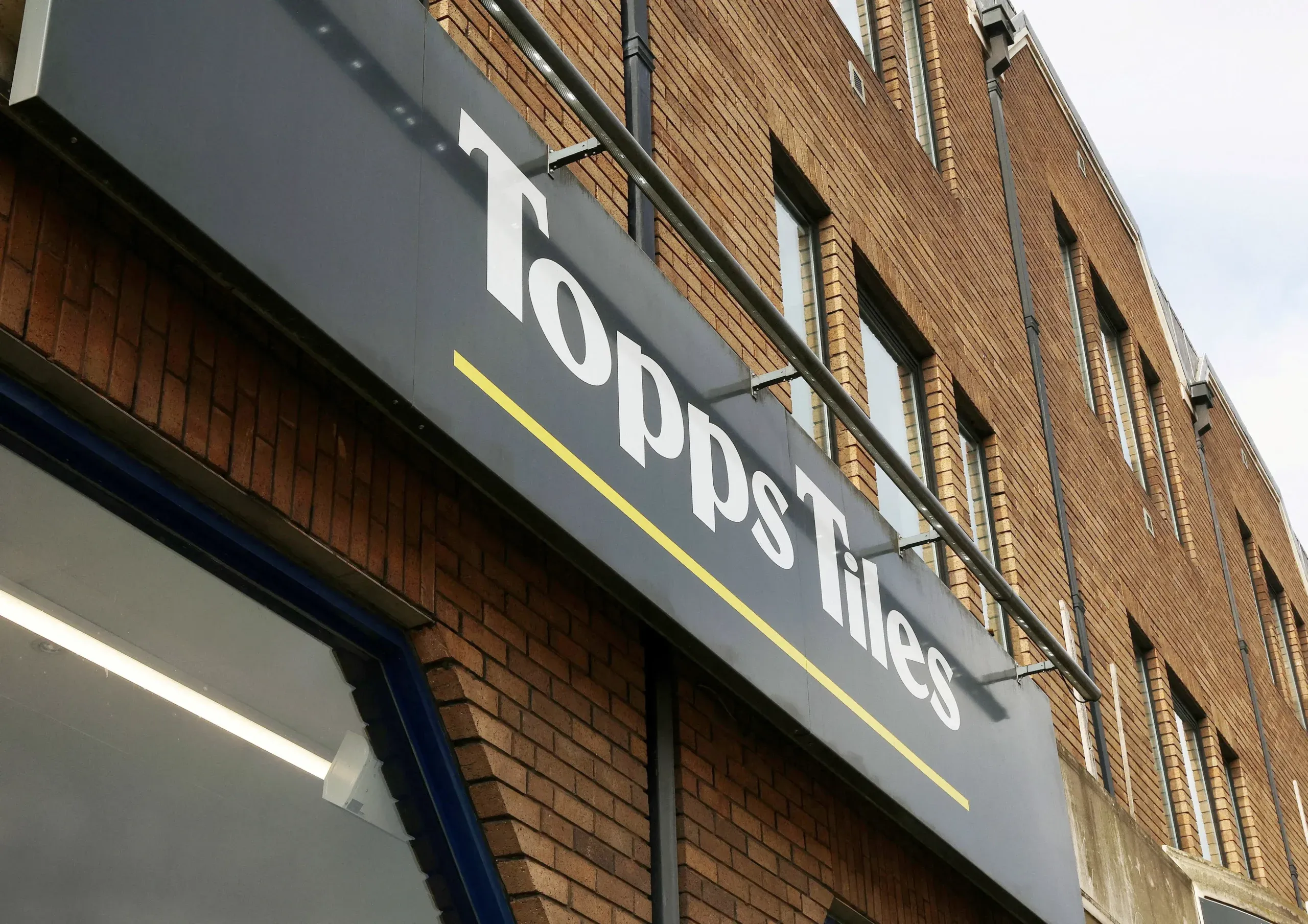 UK&#8217;s Topps Tiles flags persistent weak demand in 2024 after lower H1 volumes
