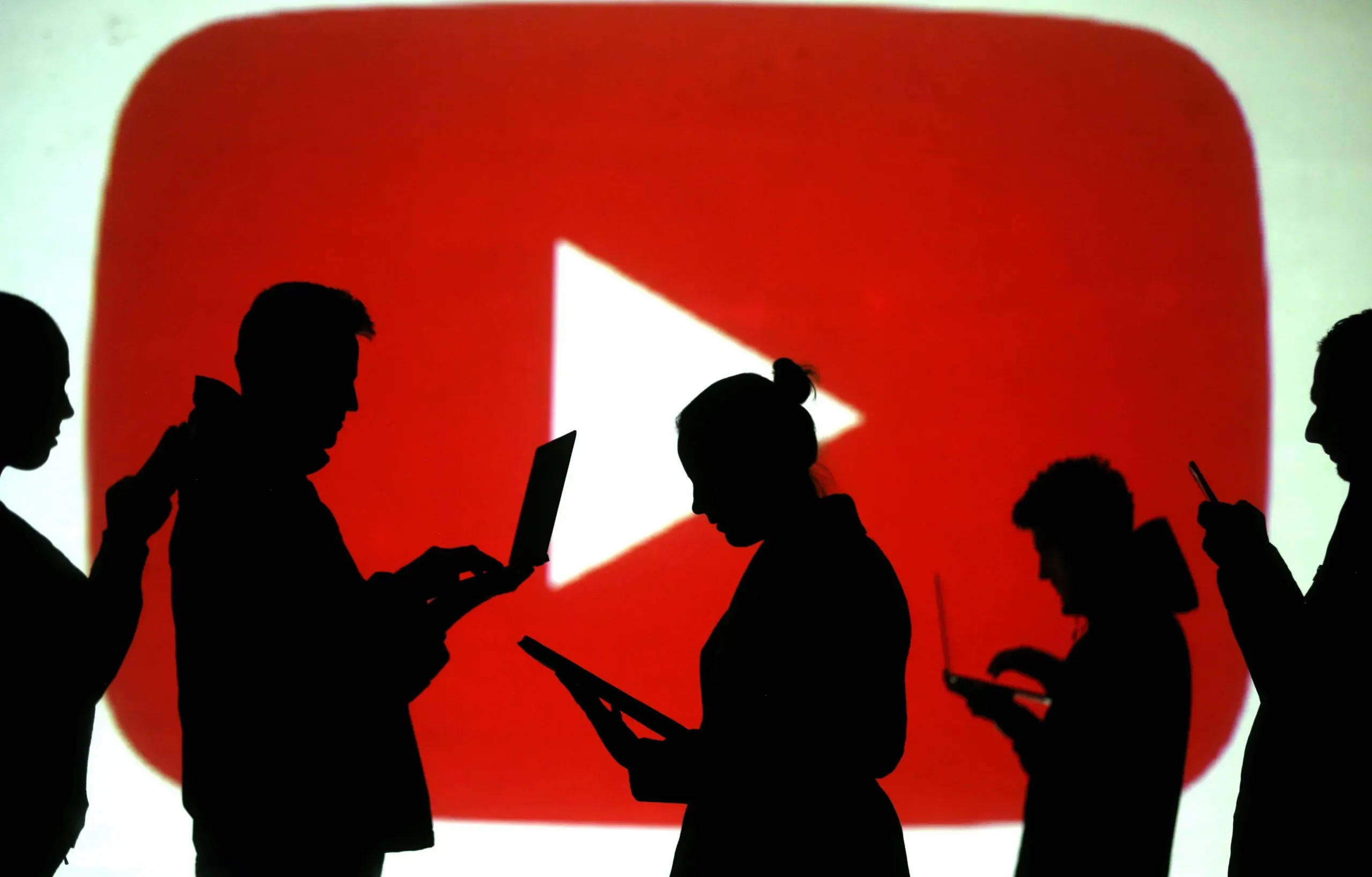 YouTube tests context &#8216;notes&#8217; feature for videos