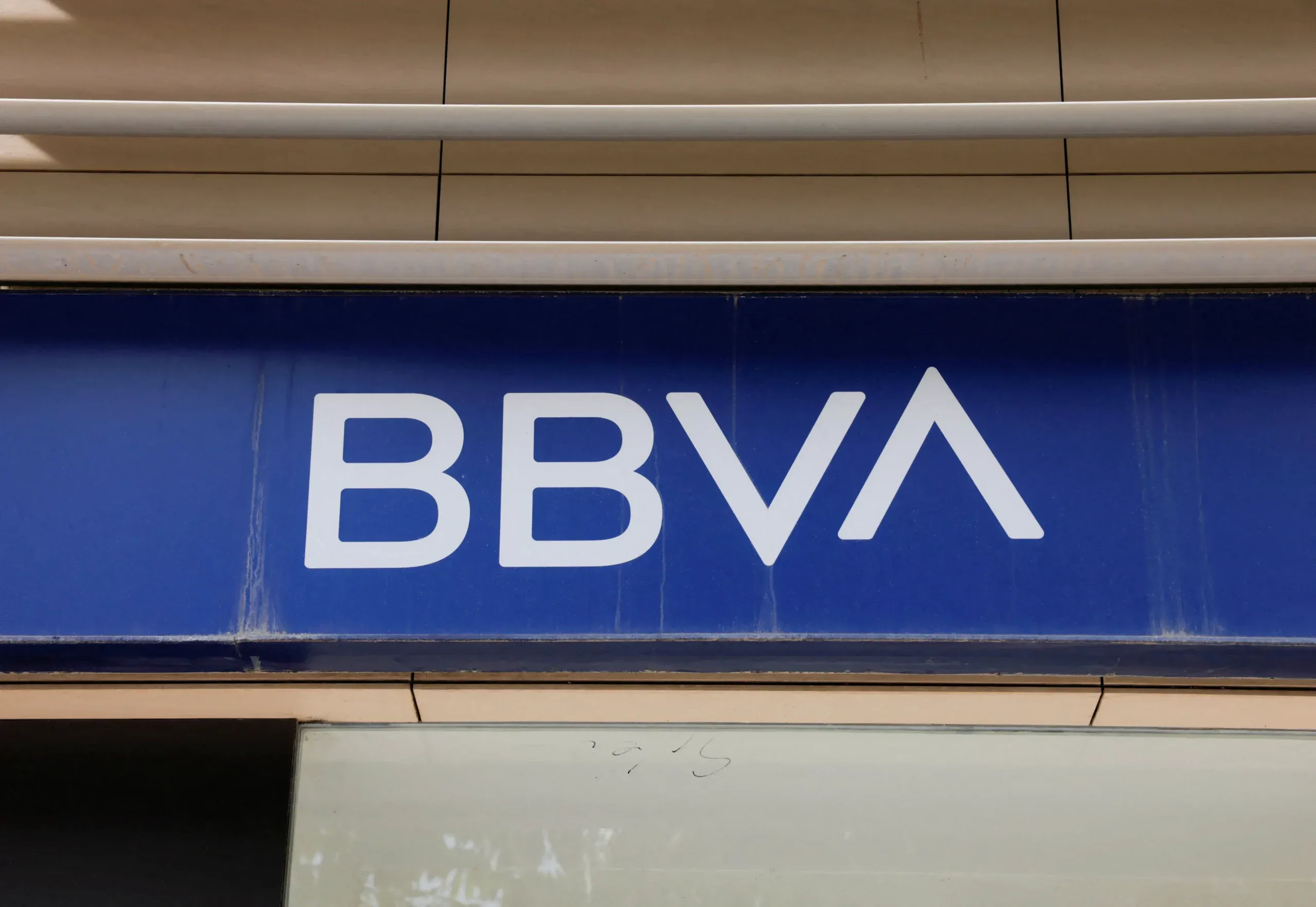 The euro zone&#8217;s fragmented banking industry