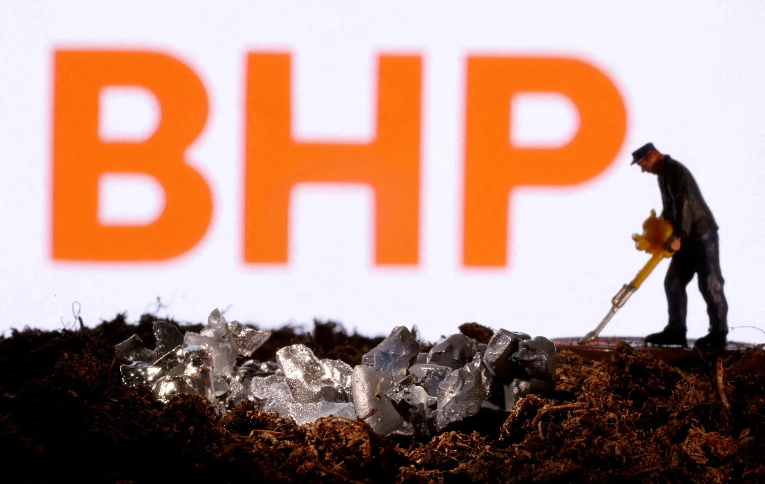 Miner BHP&#8217;s carbon emissions to rise slightly this year