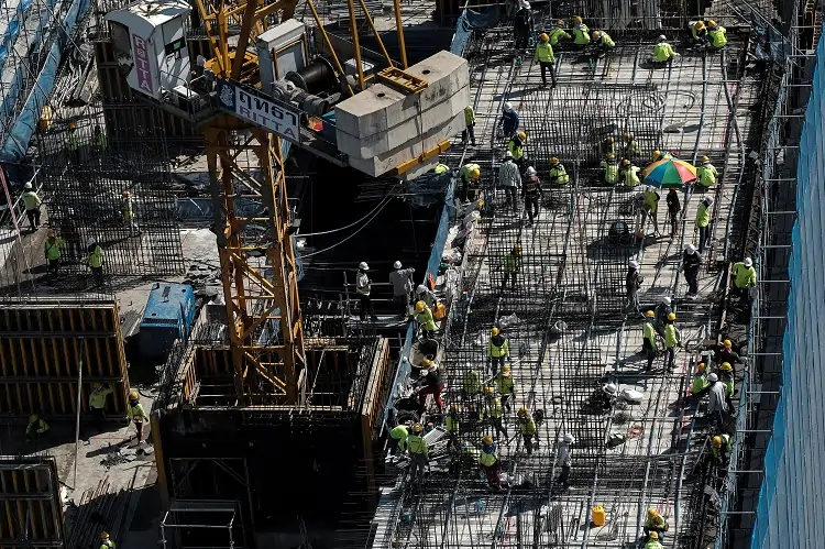 Thai Q2 GDP beats forecast, but policy uncertainty clouds outlook