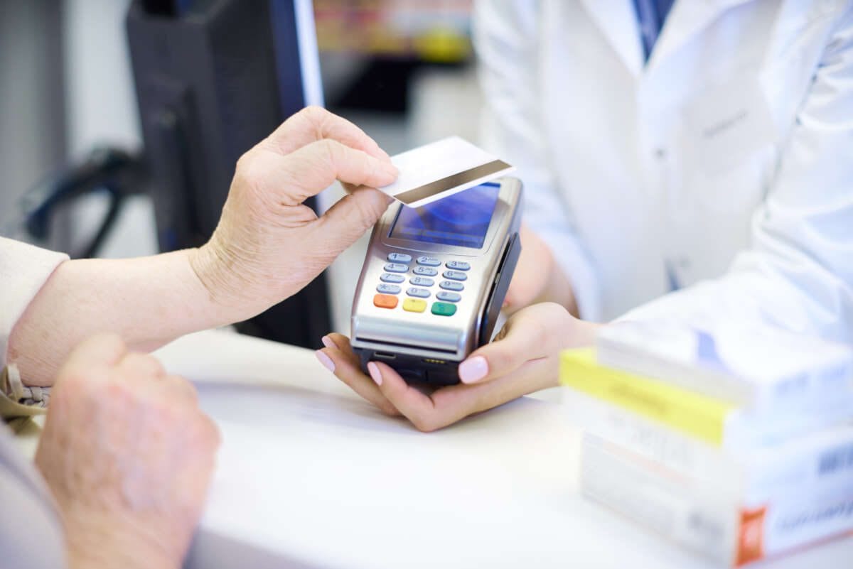 How a cashless society can help drive economic growth in emerging markets 