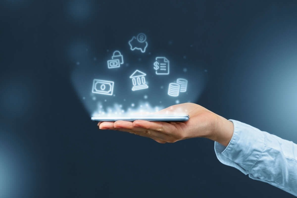 Customer first and the digital transformation of the banking sector. 