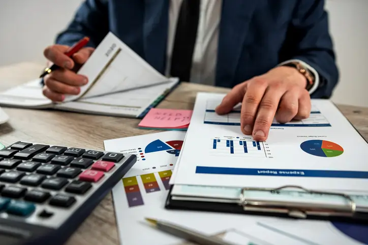 Wealth Planning by Bob Chitrathorn offers tailored financial guidance and client care