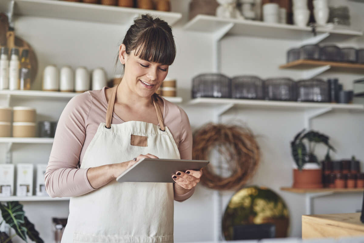 Apologies Ma&#8217;am, but we&#8217;ll be working &#8211; 41% workers not off on Jubilee bank holiday