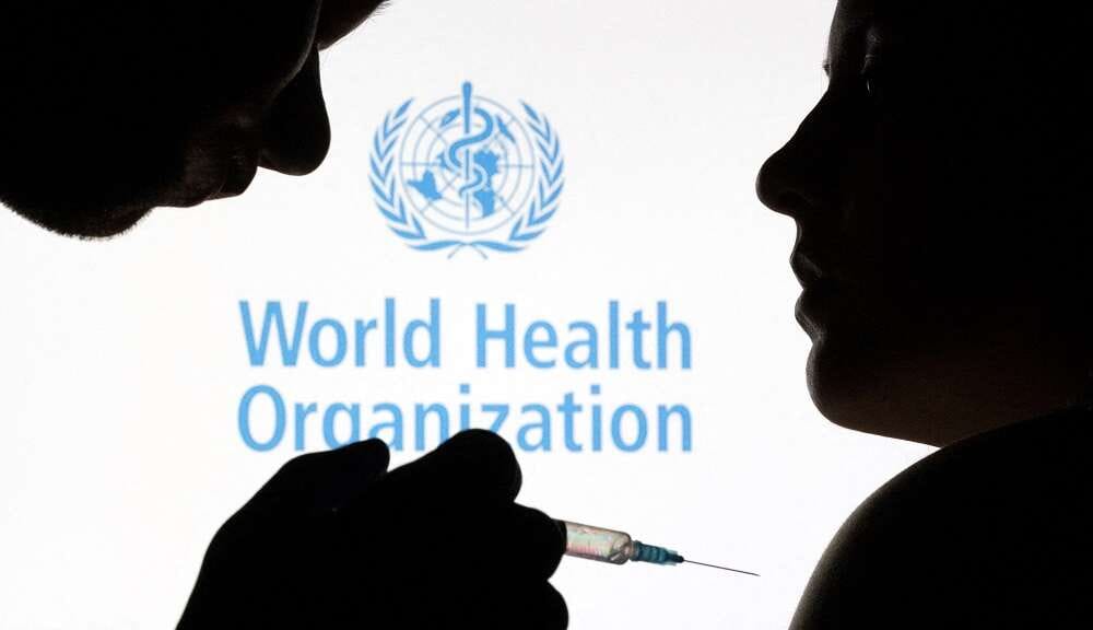 Omicron poses &#8216;very high&#8217; risk but data on severity limited