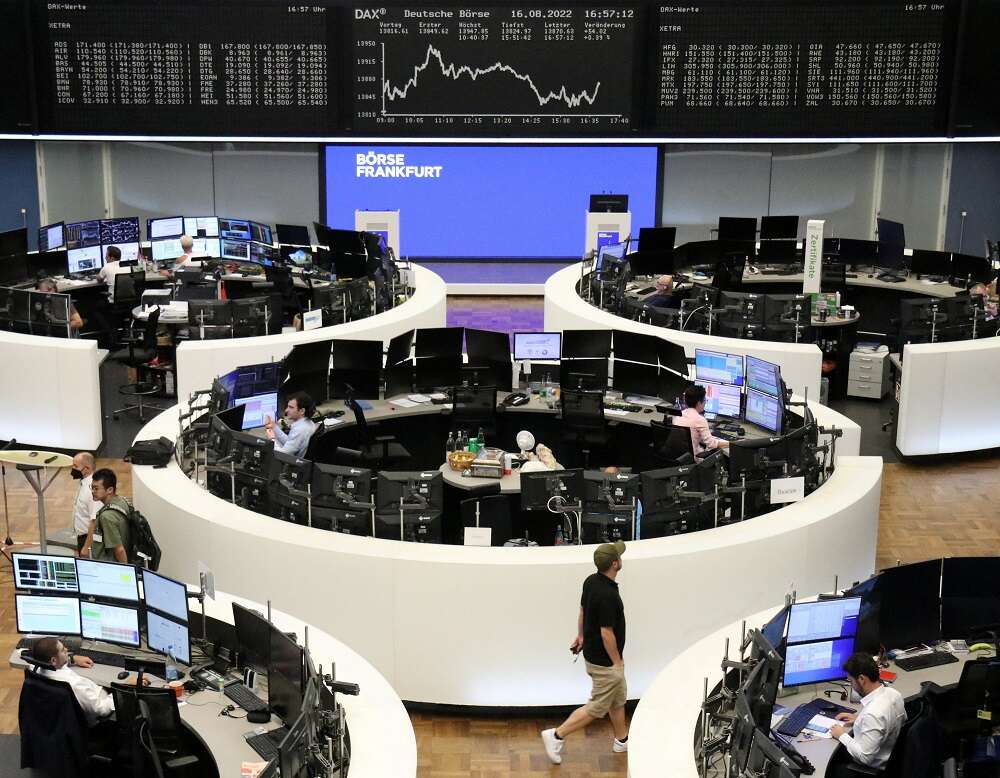 European shares up on energy boost, but inflation caps gains