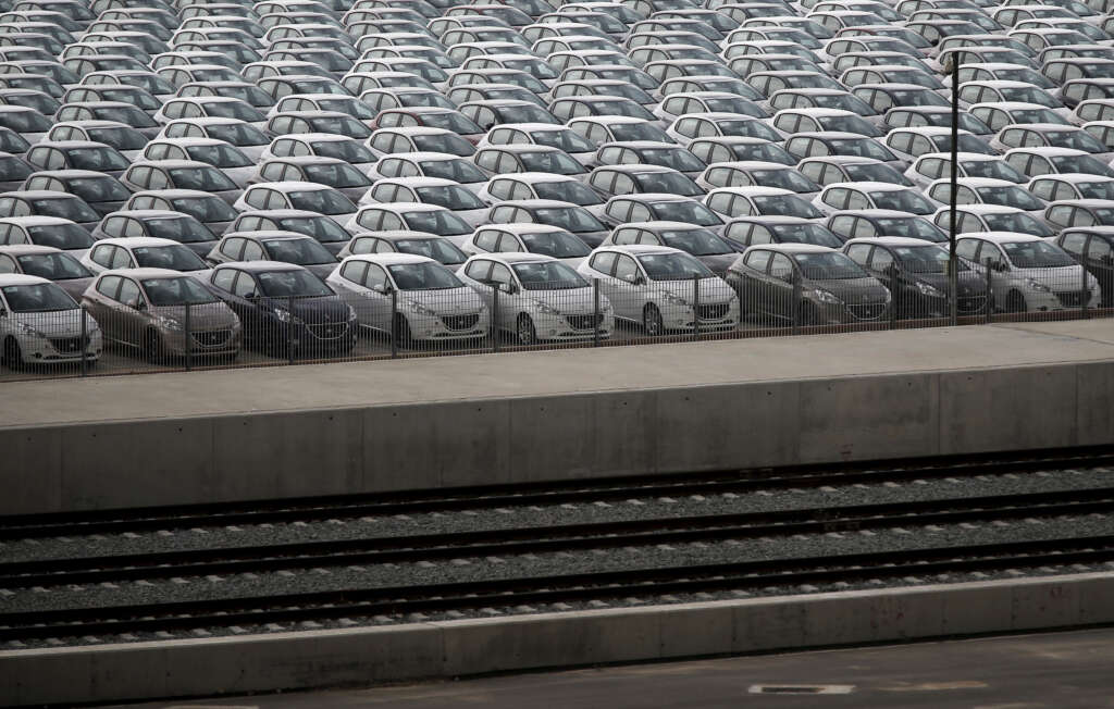 European car sales rise in May &#8211; ACEA