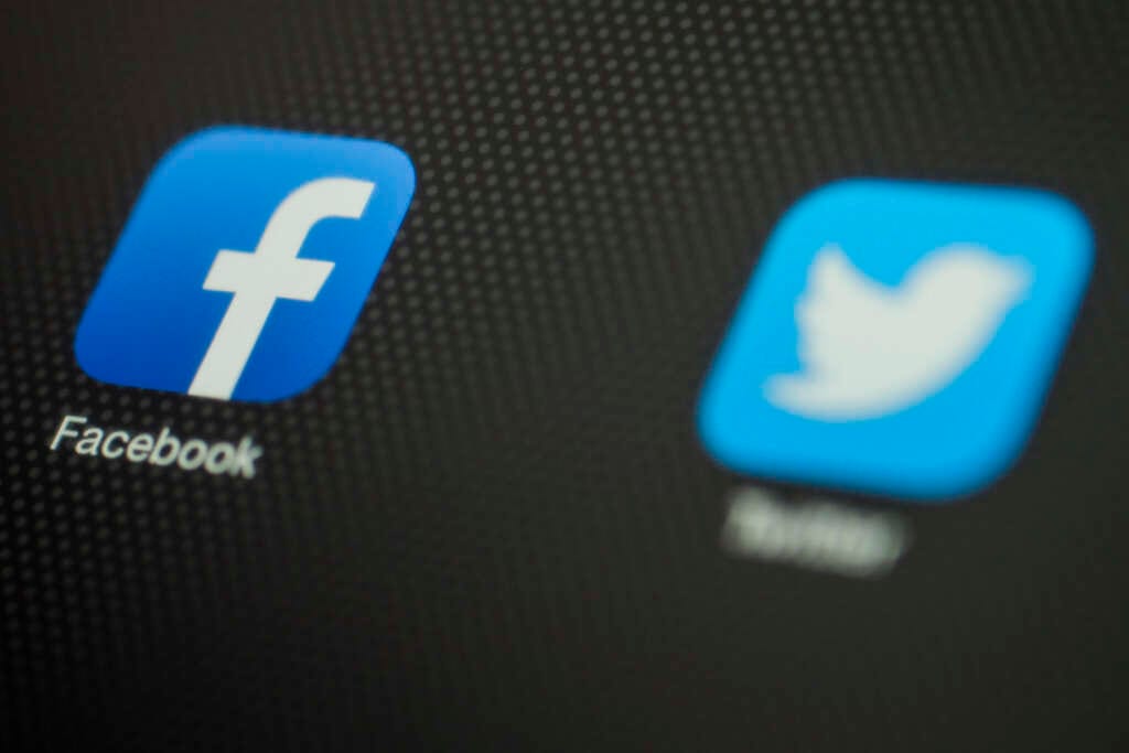 How To Make Money Selling Online Using Facebook &#8211; 3 Tips To Profit From Your Facebook Business Model